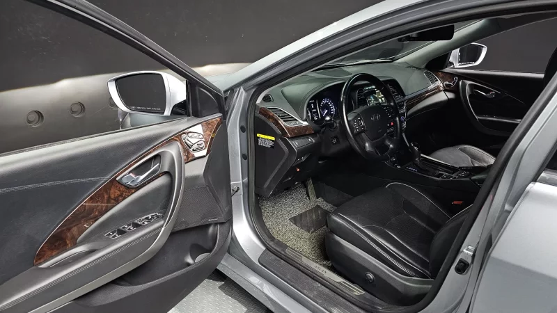 Hyundai Aslan