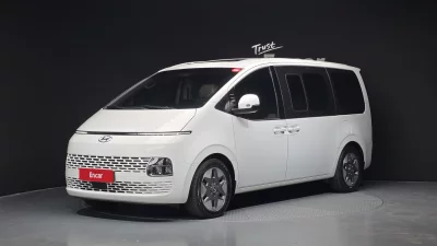 Hyundai Staria