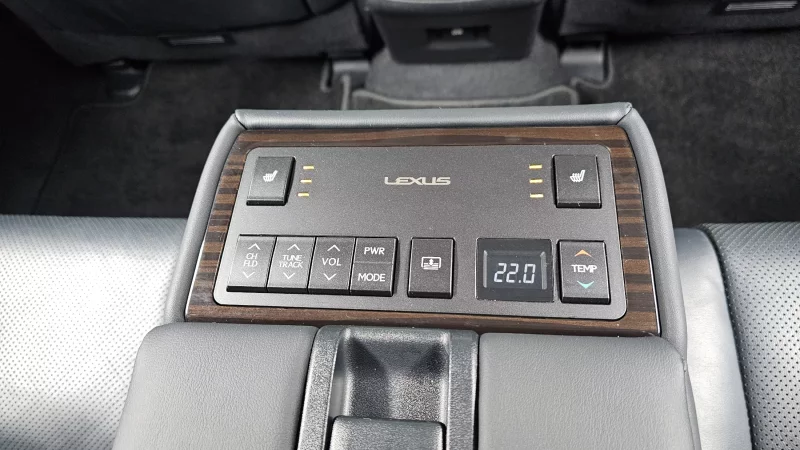Lexus ES300h