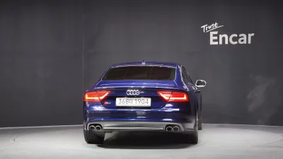 Audi S7