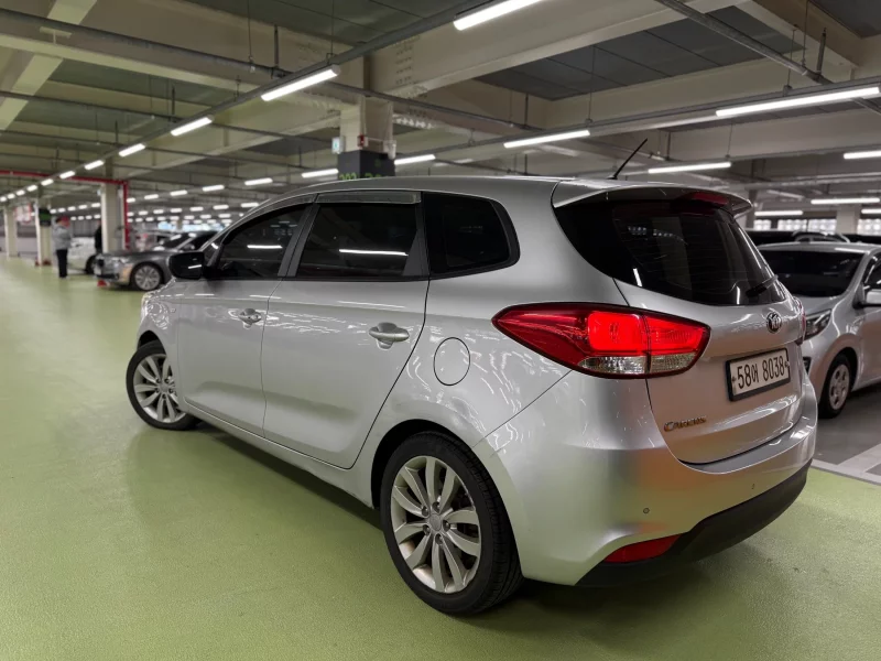 Kia Carens