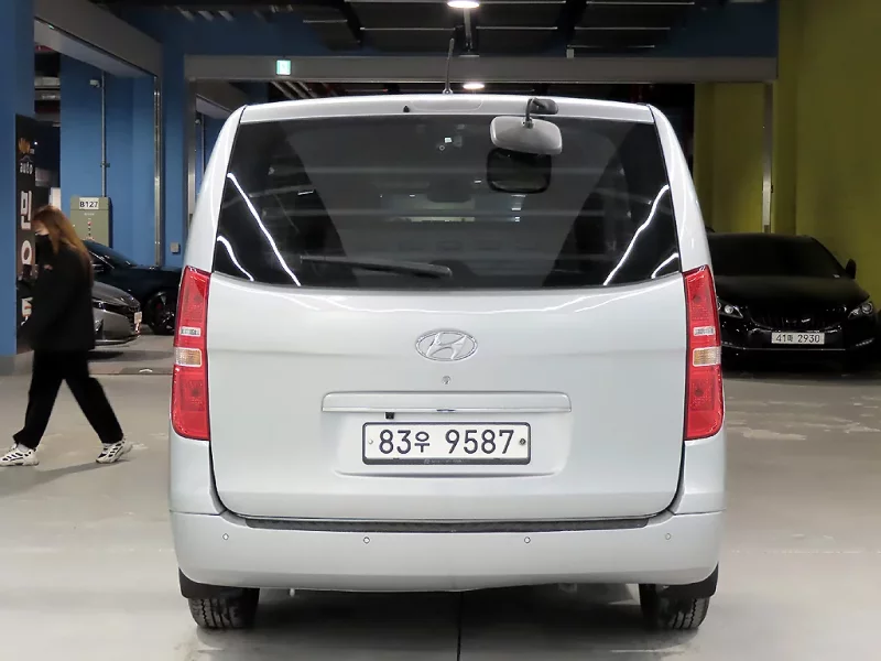 Hyundai Grand Starex