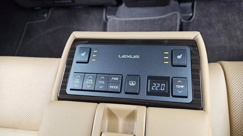 Lexus ES300h