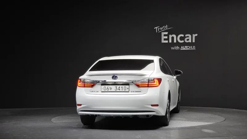 Lexus ES300h