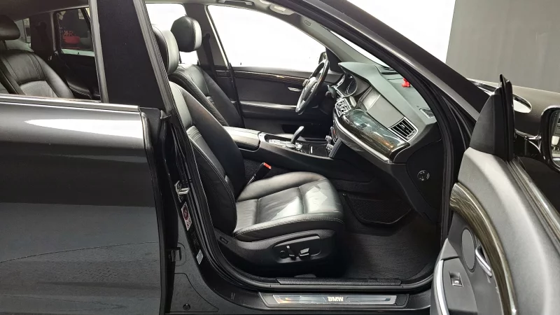 BMW 5-Series Gran Turismo