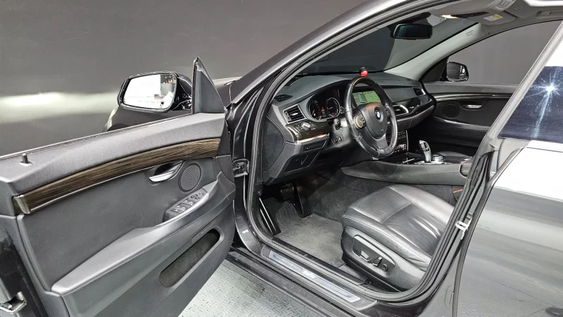 BMW 5-Series Gran Turismo