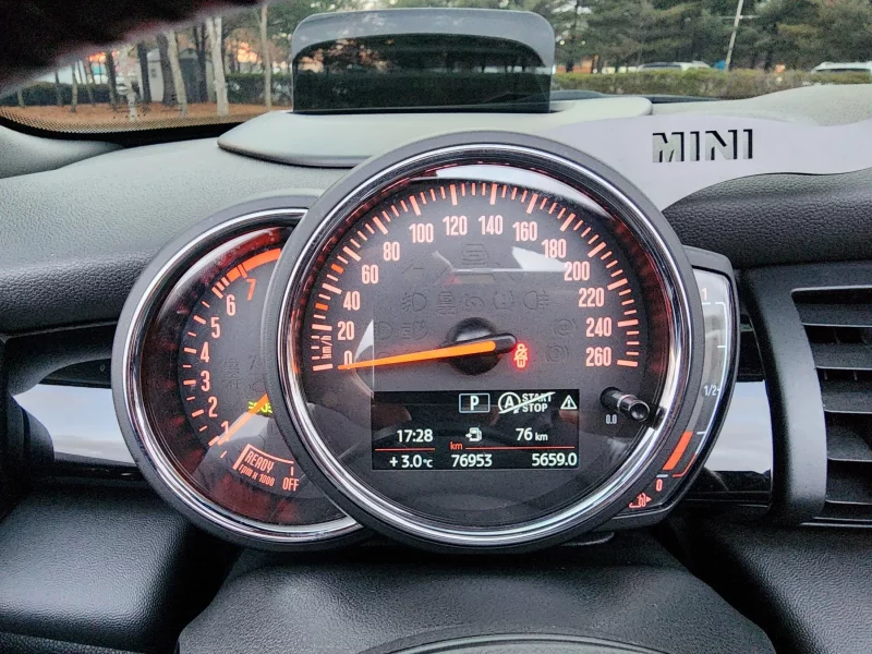 MINI Cooper Convertible