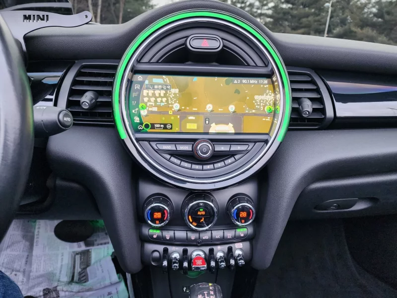 MINI Cooper Convertible