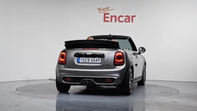 MINI Cooper Convertible