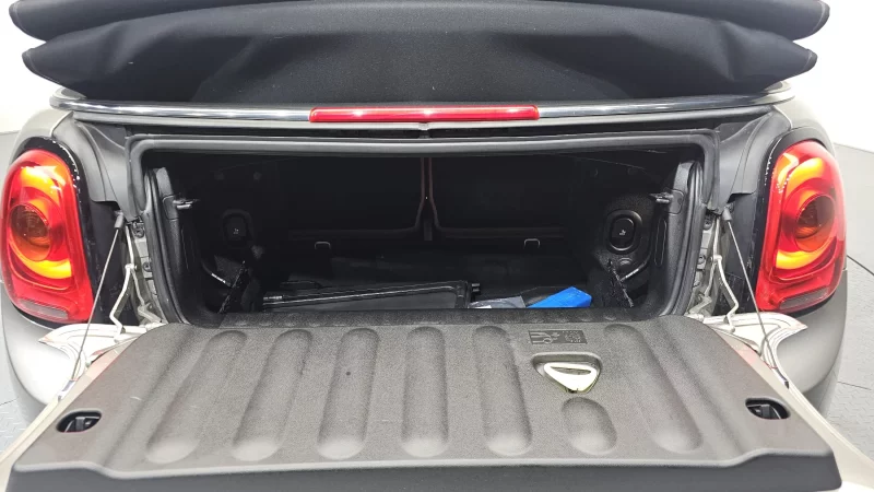 MINI Cooper Convertible