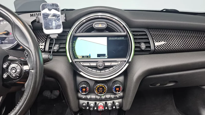 MINI Cooper Convertible