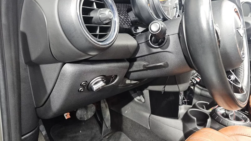 MINI Cooper Convertible