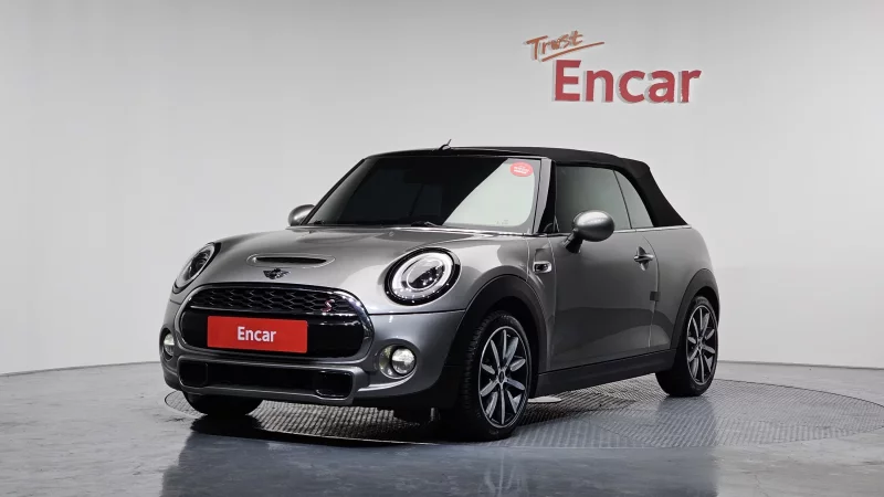 MINI Cooper Convertible
