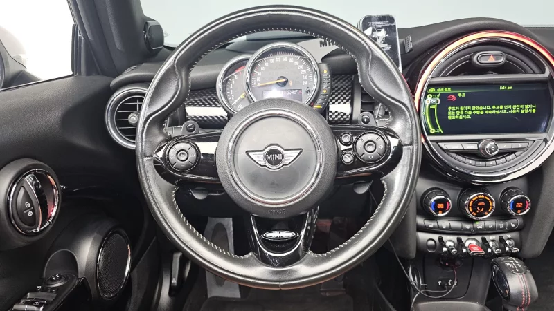 MINI Cooper Convertible