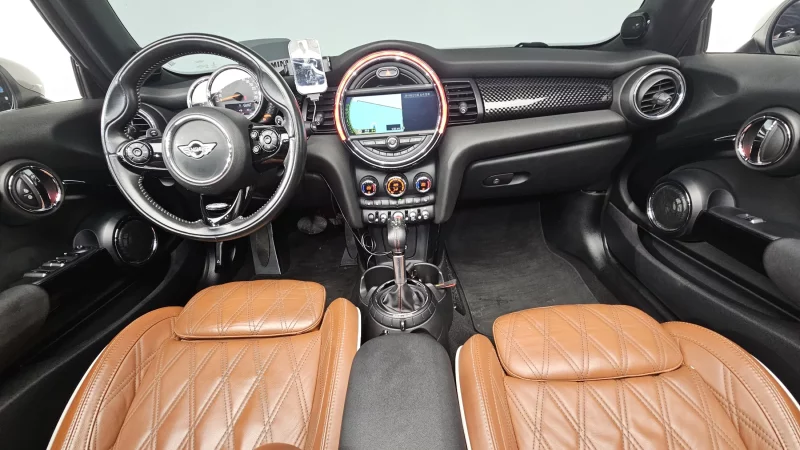 MINI Cooper Convertible