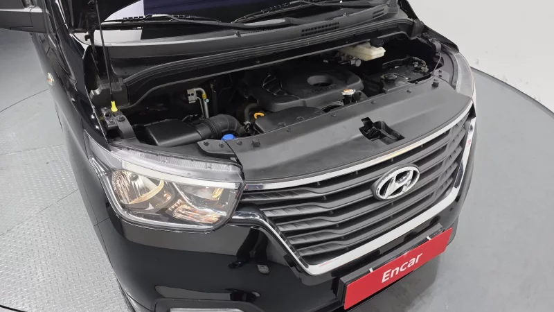 Hyundai Grand Starex