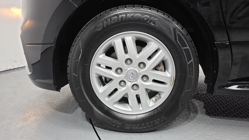 Hyundai Grand Starex
