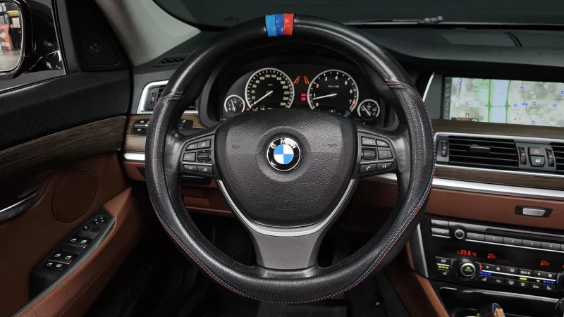 BMW 5-Series Gran Turismo