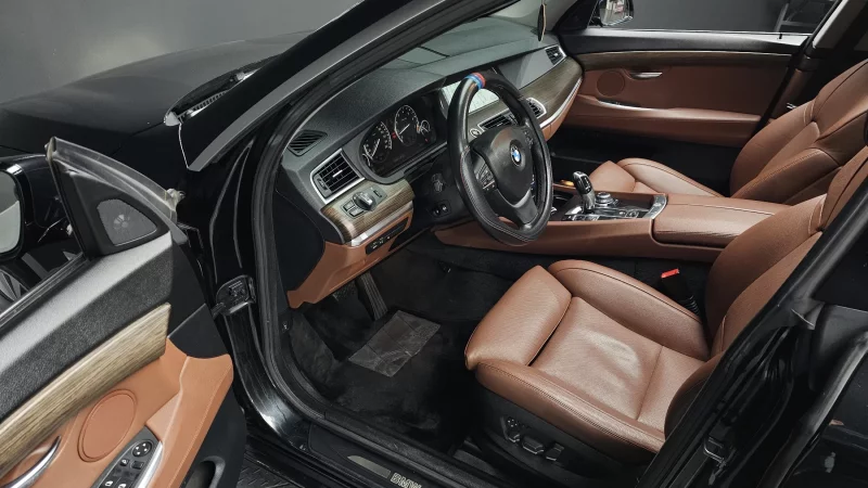 BMW 5-Series Gran Turismo