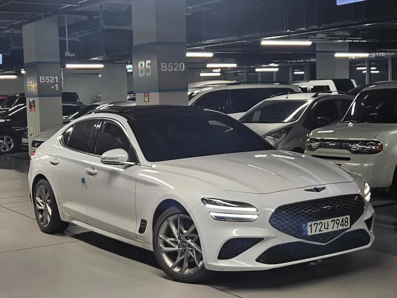 Genesis G70