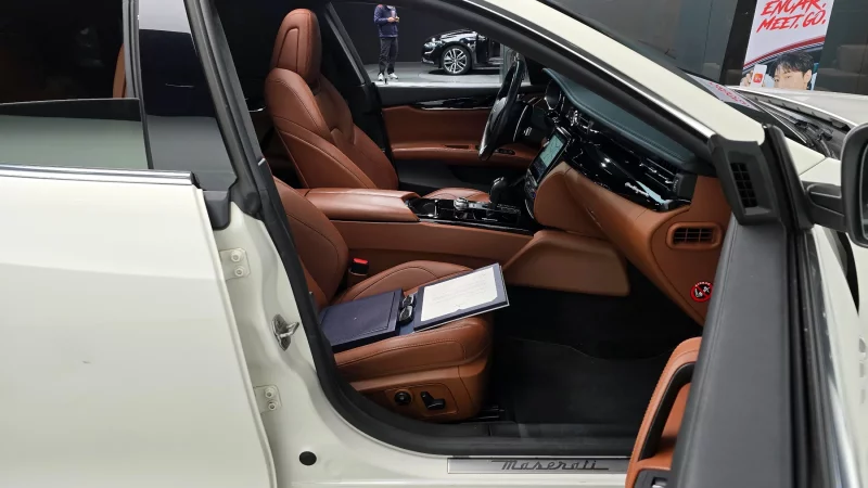 Maserati QUATTROPORTE