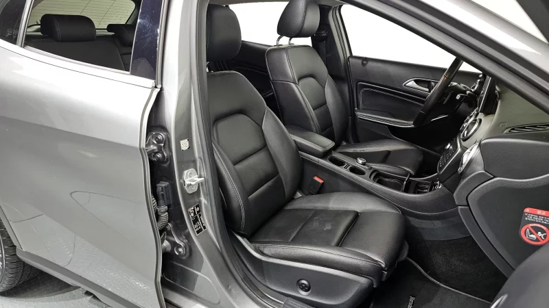 Mercedes-Benz GLA-Class