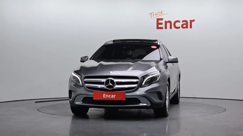 Mercedes-Benz GLA-Class