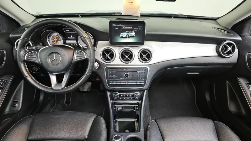 Mercedes-Benz GLA-Class