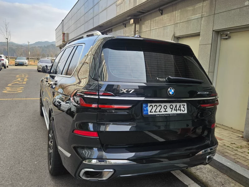 BMW X7