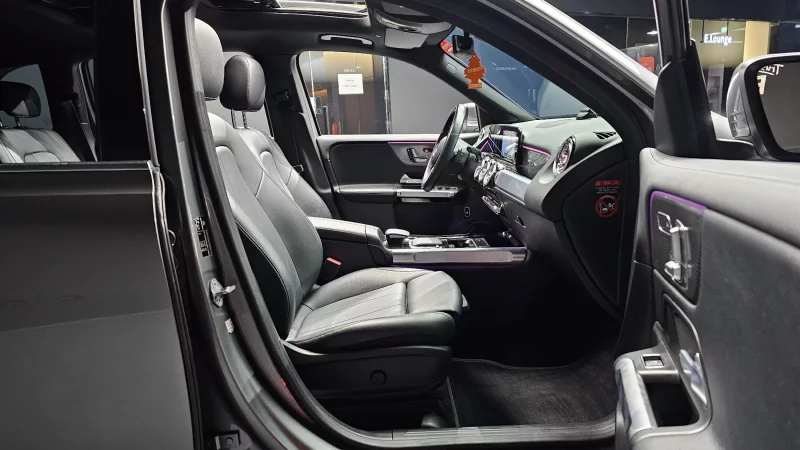 Mercedes-Benz GLB-Class
