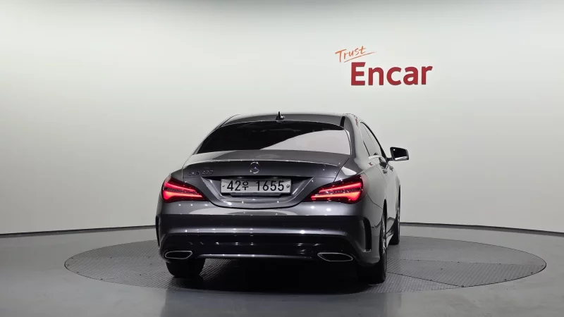 Mercedes-Benz CLA-Class