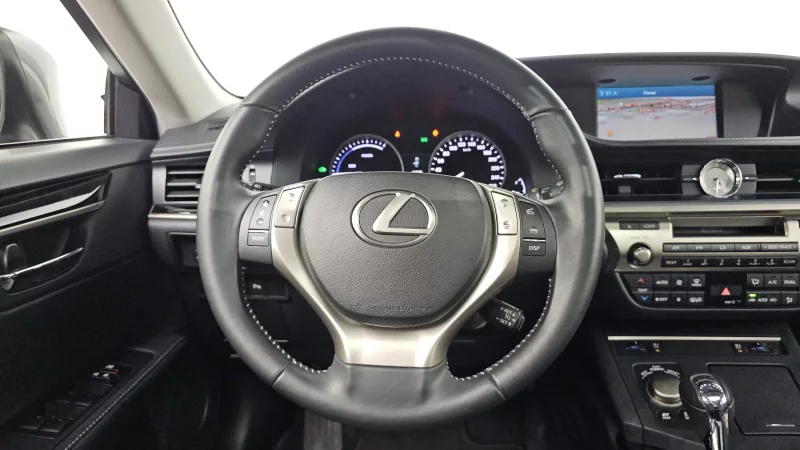 Lexus ES300h