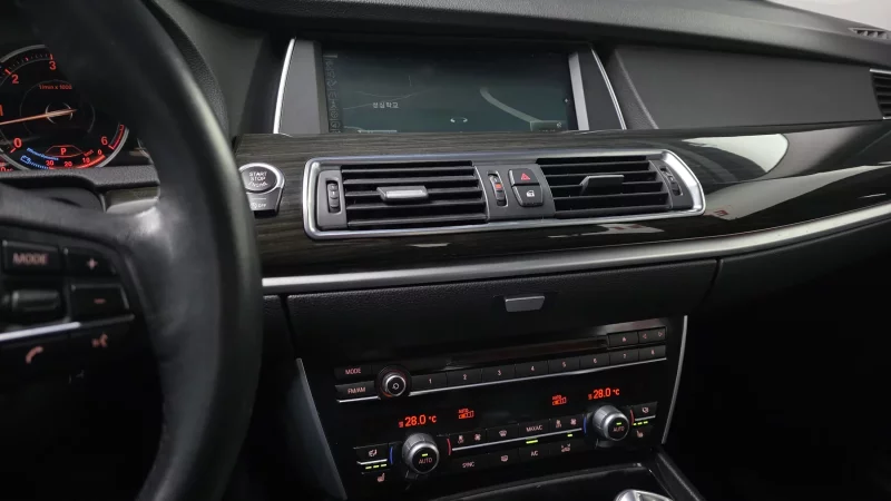 BMW 5-Series Gran Turismo