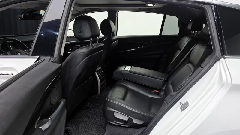 BMW 5-Series Gran Turismo