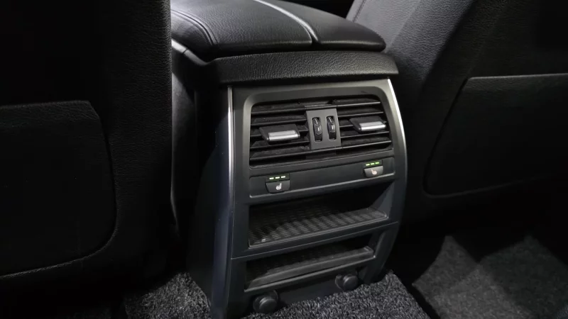 BMW 5-Series Gran Turismo