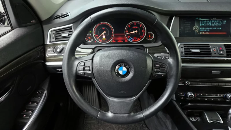 BMW 5-Series Gran Turismo