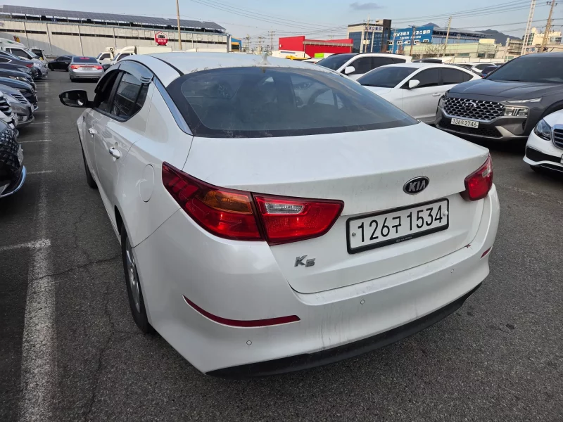 Kia K5