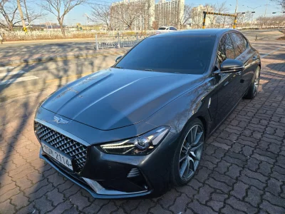 Genesis G70