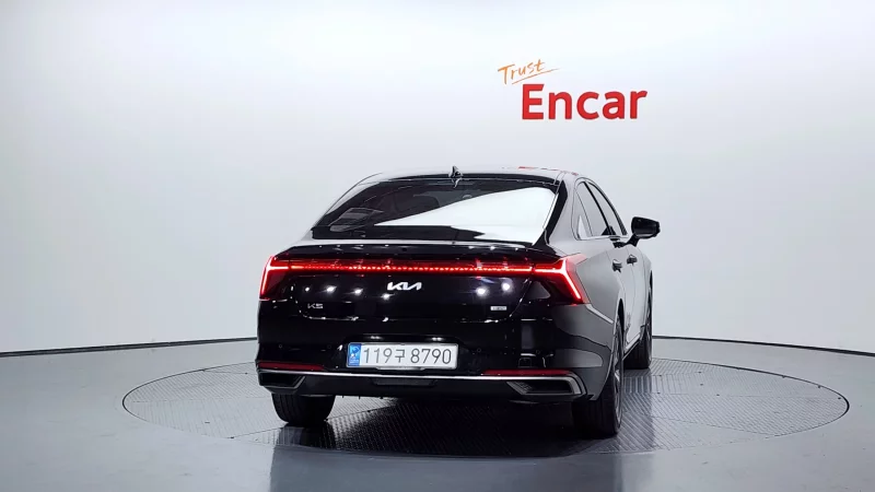 Kia K8