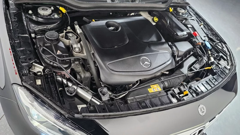 Mercedes-Benz GLA-Class