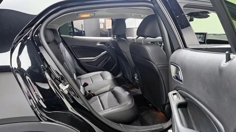 Mercedes-Benz GLA-Class