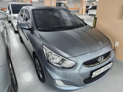 Hyundai Accent