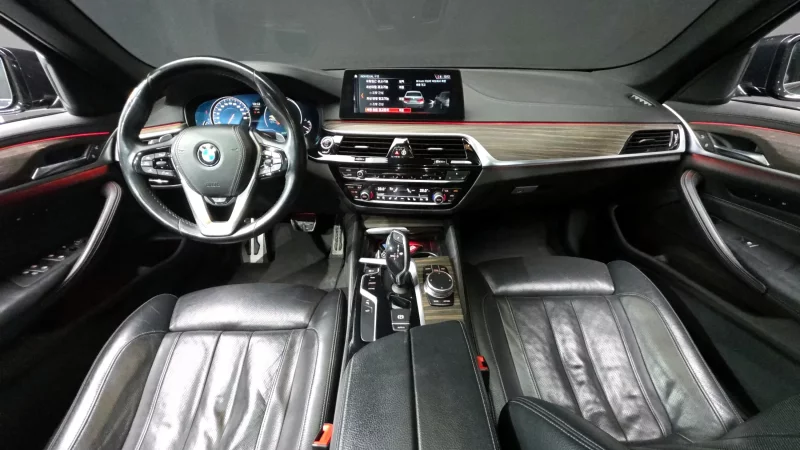 BMW 5-Series