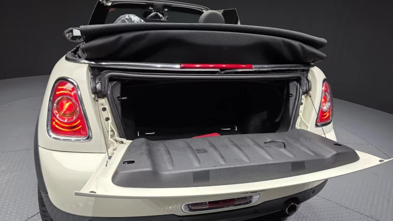 MINI Cooper Convertible