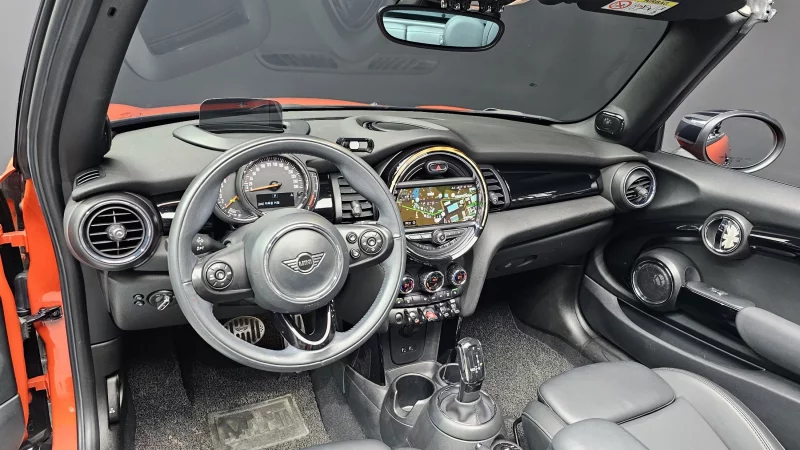 MINI Cooper Convertible