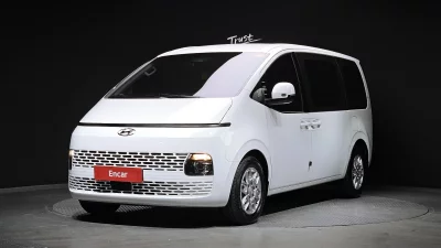 Hyundai Staria