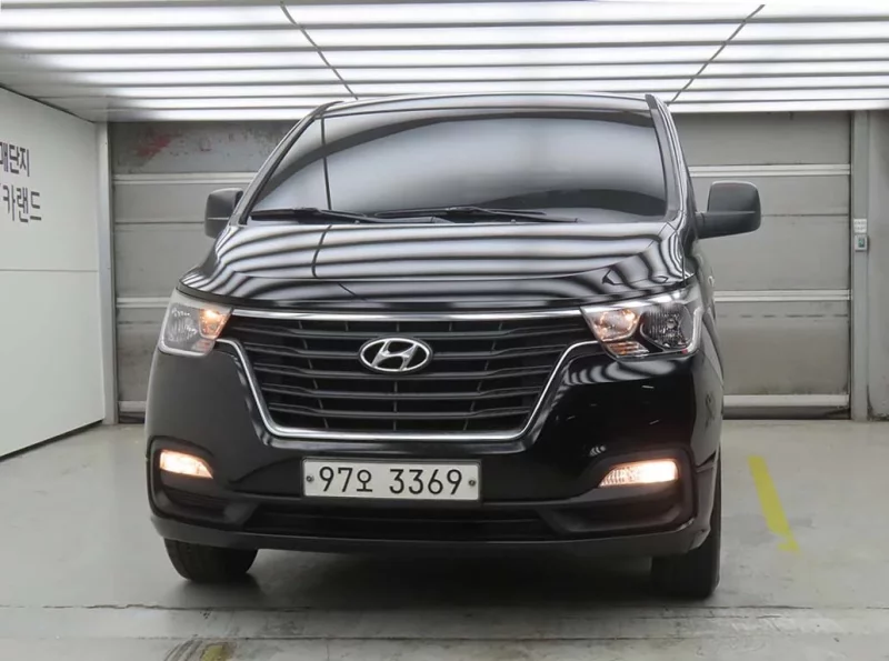 Hyundai Starex