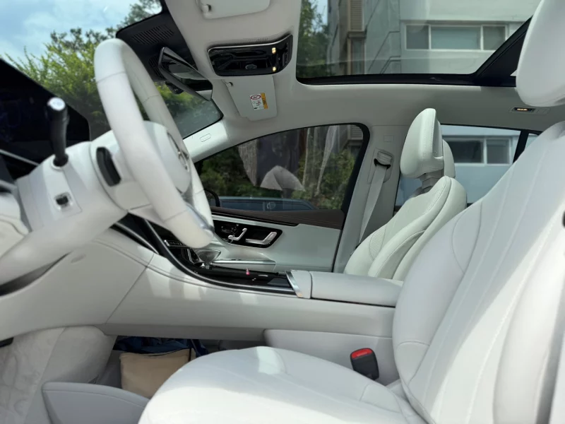 Mercedes-Benz EQE