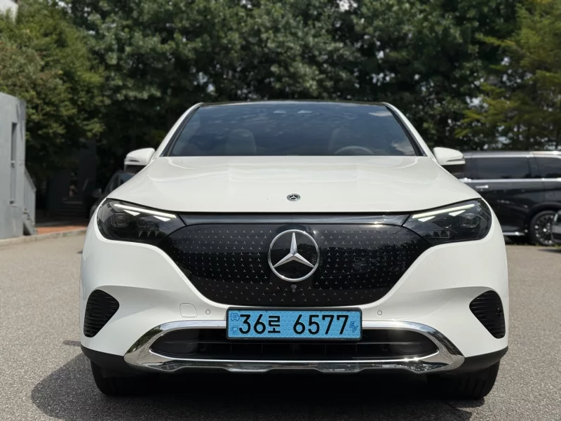 Mercedes-Benz EQE