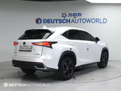 Lexus NX300h